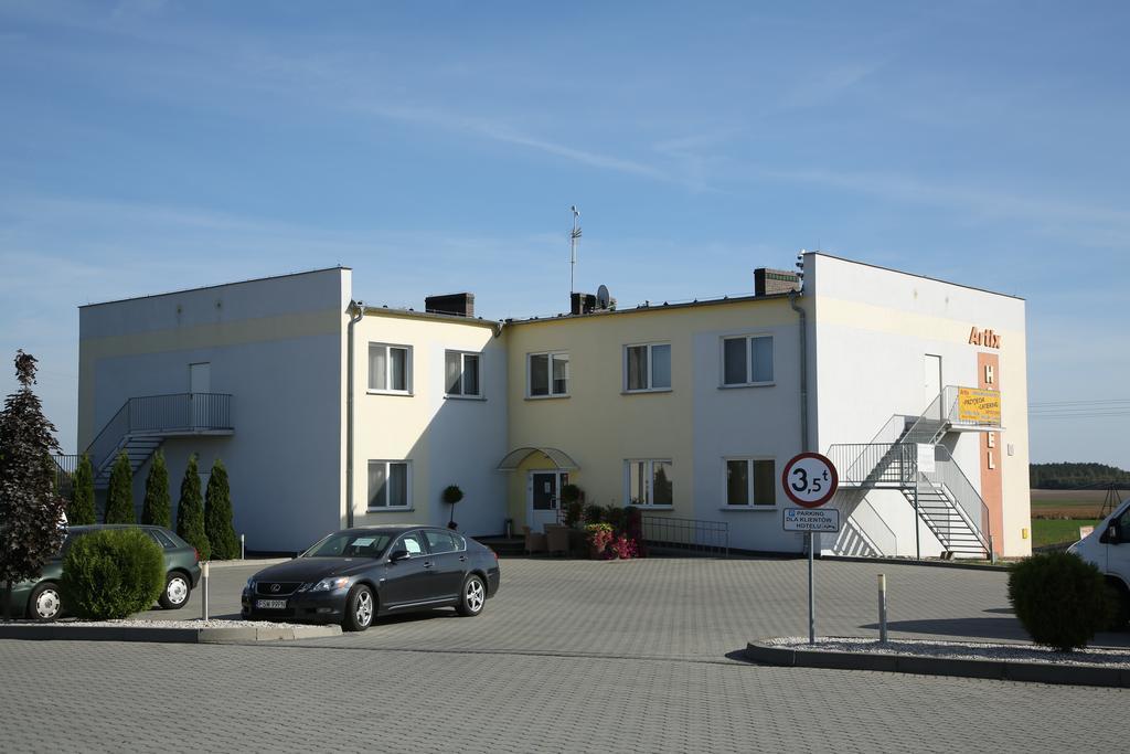 Artix Hotel Zbąszynek Eksteriør billede