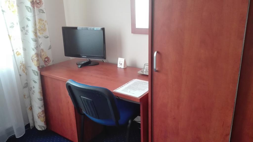 Artix Hotel Zbąszynek Eksteriør billede